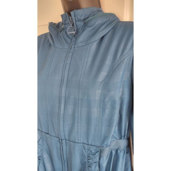 The North Face Tops - $200 The North Face Womens Rain Convertible Hoodie Jacket Small